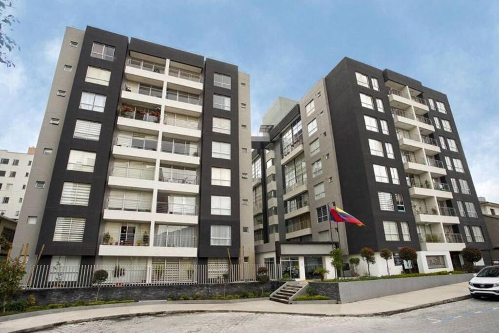Coliving Ecuador Apartamentos Sector Swiss Hotel Quito Buitenkant foto
